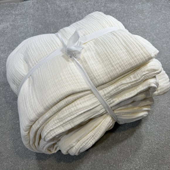 NWOT Quince King Airy Gauze Duvet Cover Set Cream White Organic Cotton 2 Shams - Picture 4 of 10